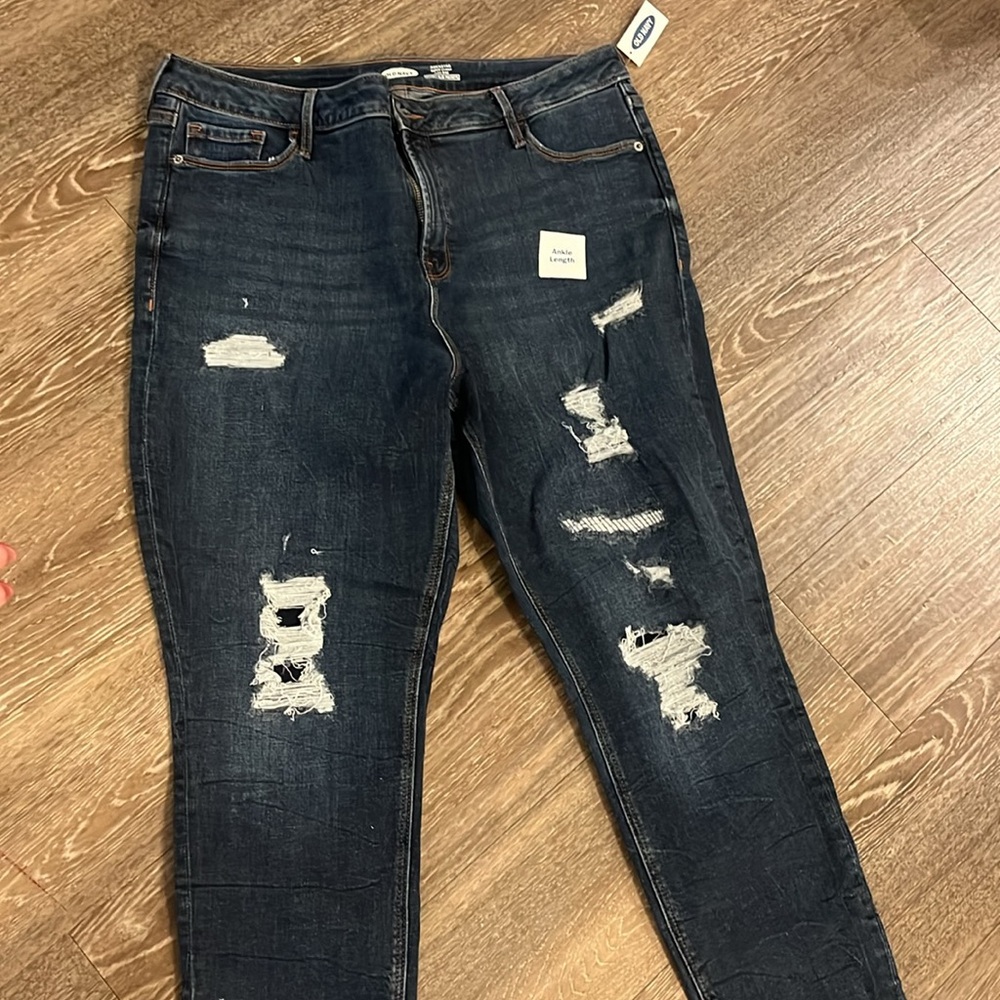 Distressed Rockstar Skinny Jeans